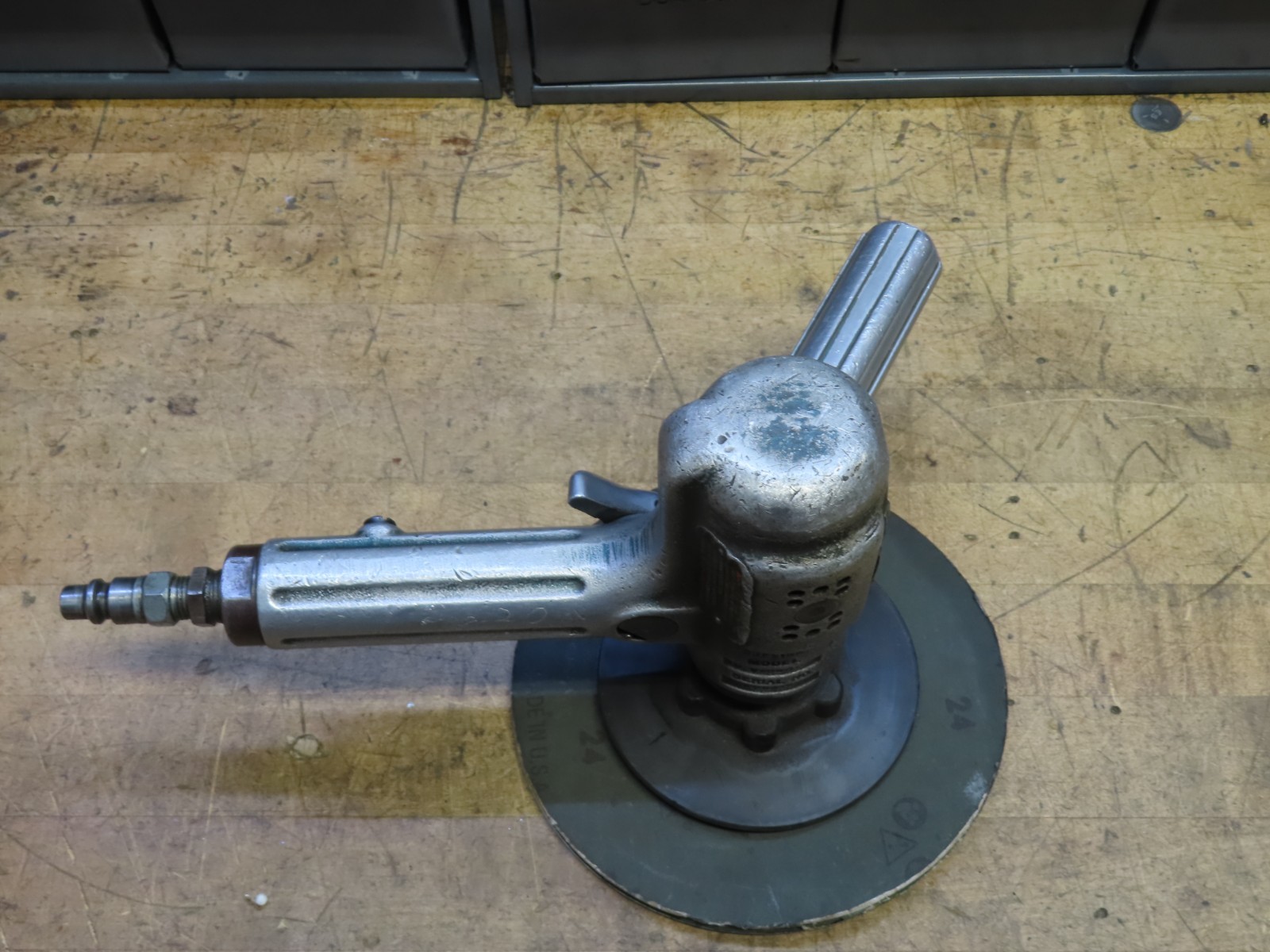 Cleco 15V C60B 6000 RPM vertical grinder buffer sander polisher Work/runs Great!