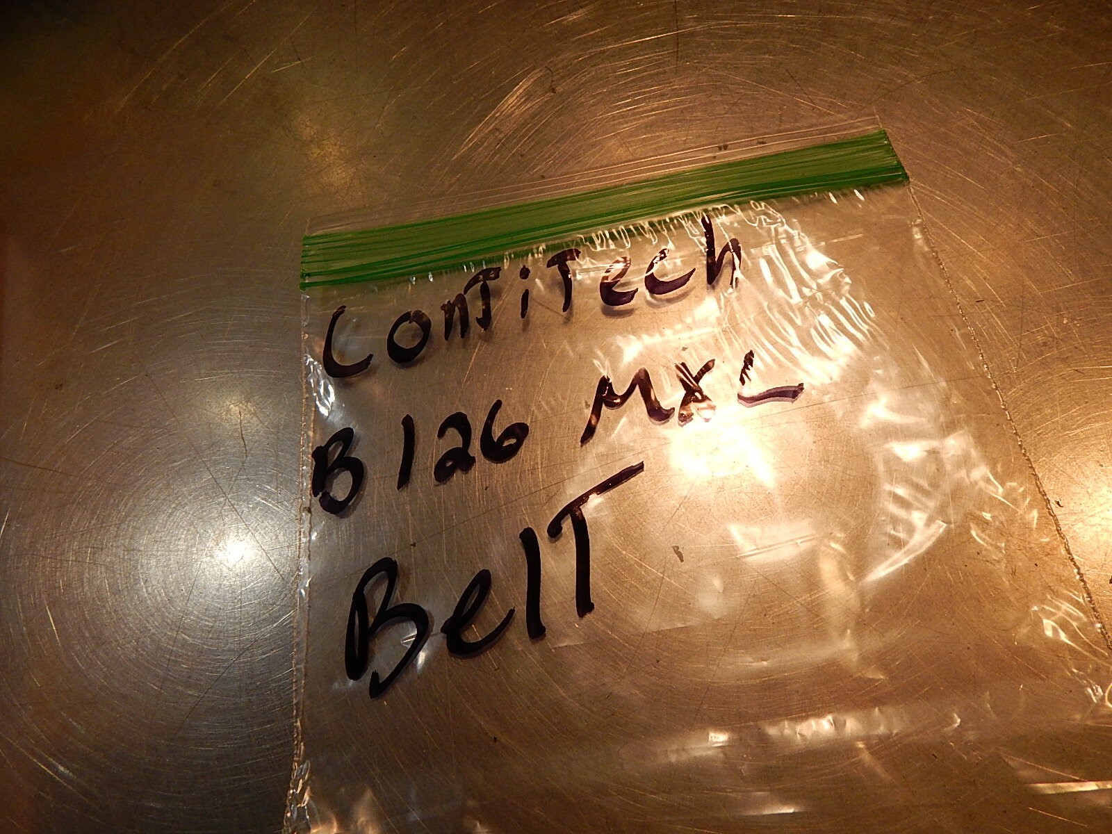 NEW Contitech B126MXL Belt *FREE SHIPPING*