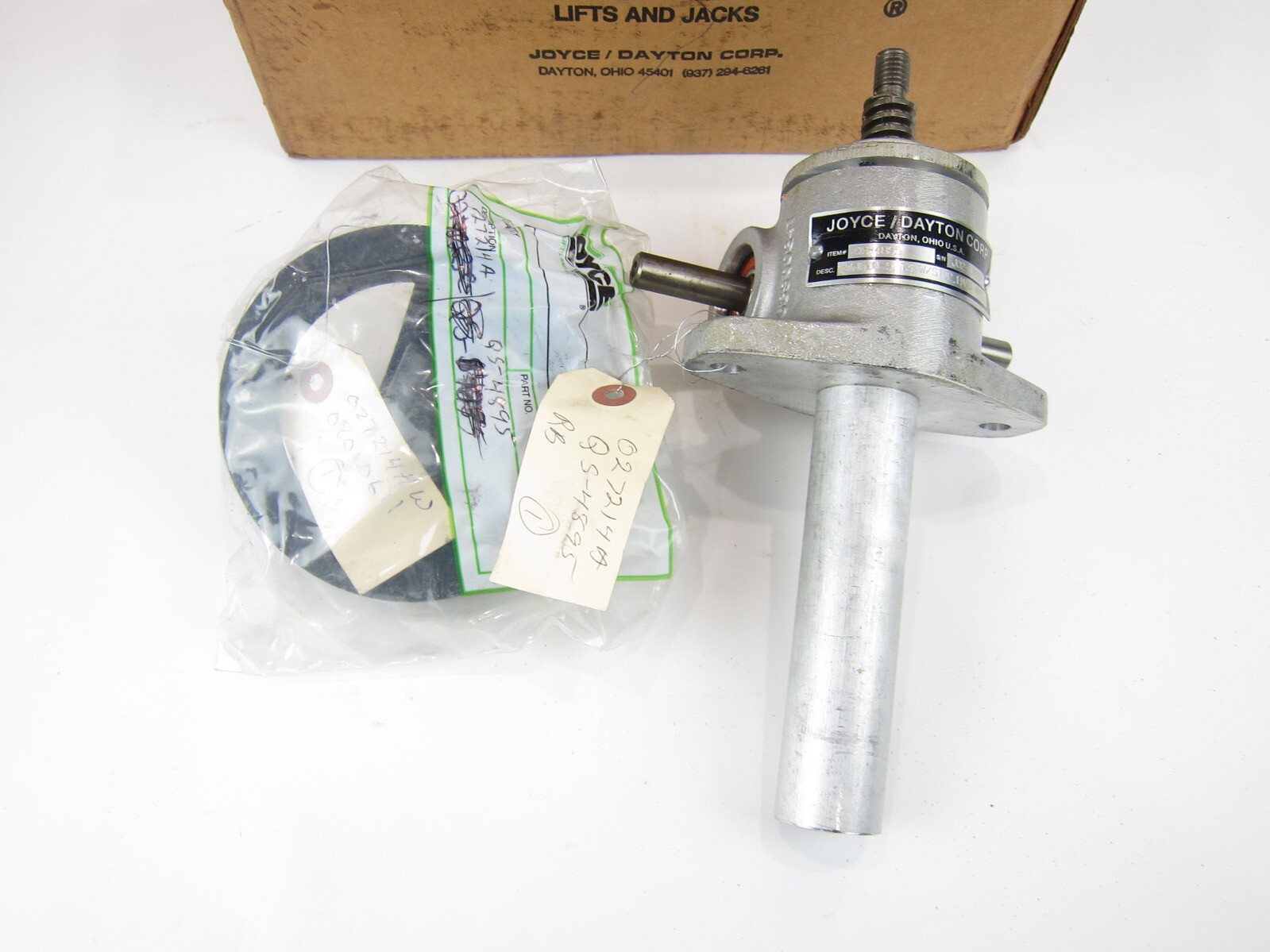 NEW Joyce Dayton QS-4895 WJ51U.5.T3 W/STOP Hand Wheel Machine Screw Jack