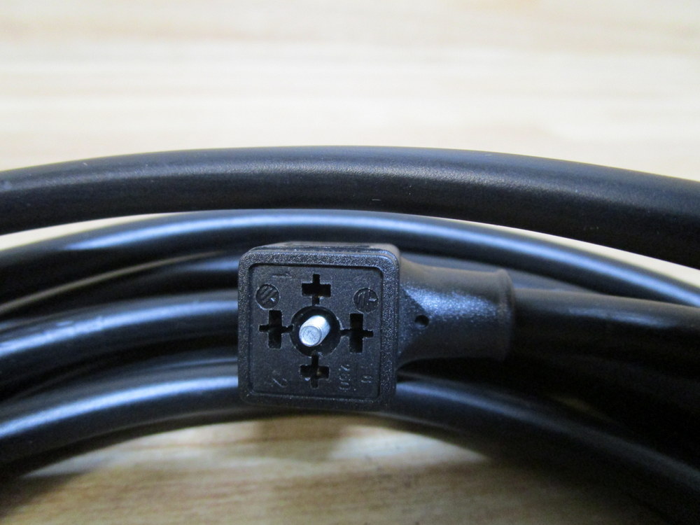 Mencom VCG-520-3401 Solenoid Valve Connector Cable