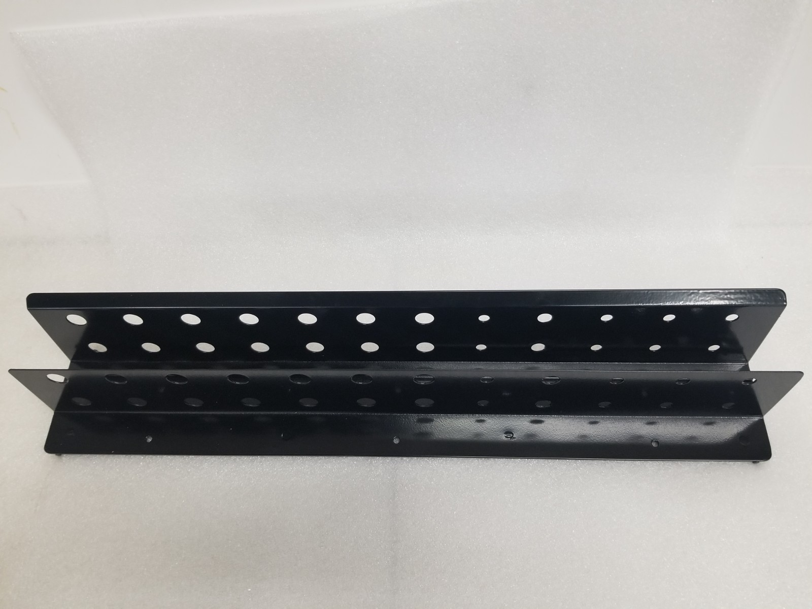 S-K Tools 599D-032 Peg Board Screwdriver Display Hanger Bar 23″ Long Made in USA