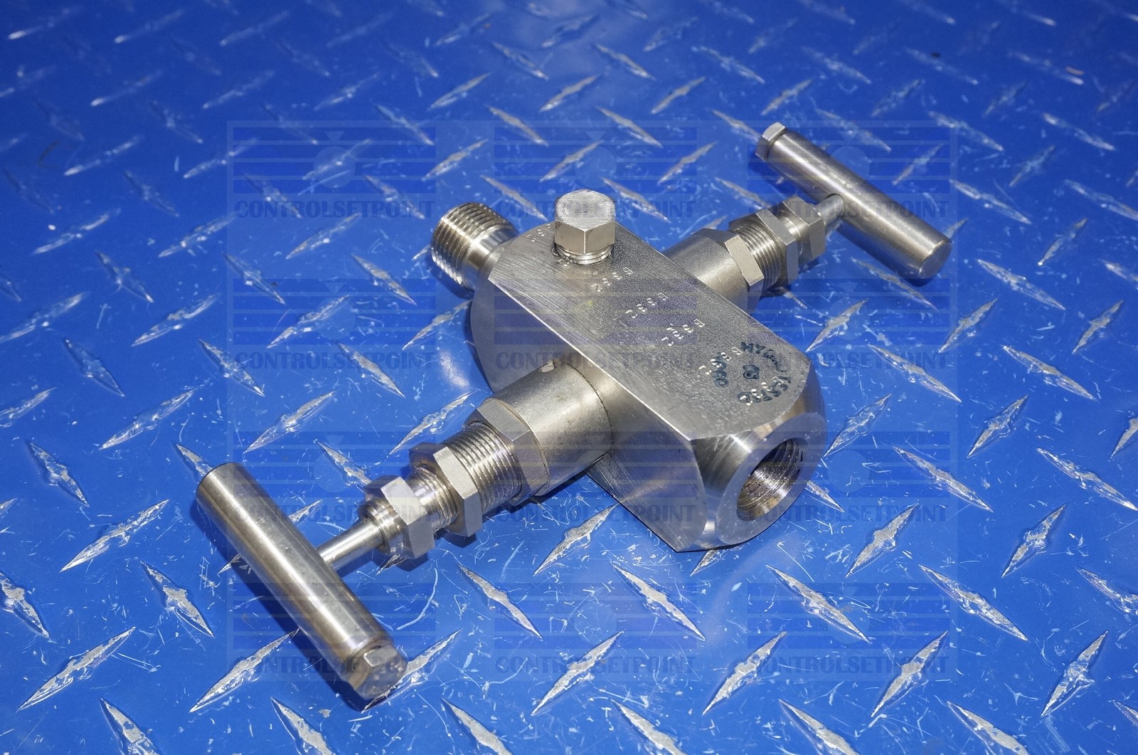 ANDERSON GREENWOOD MANIFOLD M25HPS44FXP USD 2 VALVE MANIFOLD
