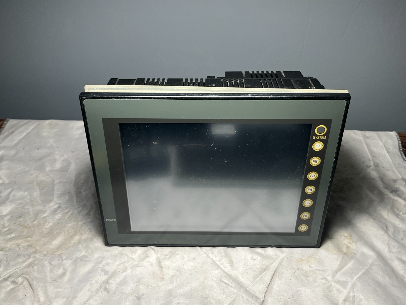 Fuji Electric MONITOUCH V708iSD Hakko Electronics 24VDC 1.0A WITH EU-01 HAKKO