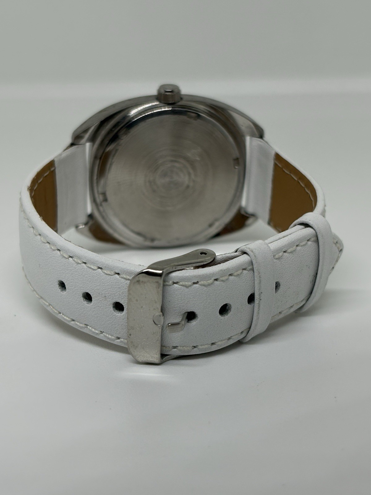 Vintage Tudor Oyster 17 Jewels Manual Winding Swiss Made Men’s Watch White Dial