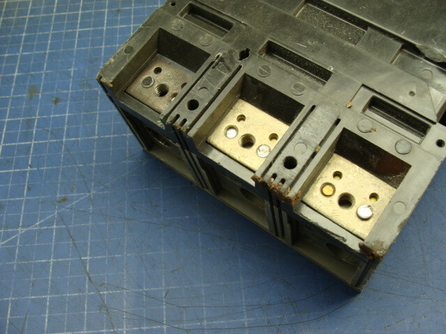 SIEMENS ITE SENTRON CIRCUIT BREAKER 350A 600V 3P JXD63B350