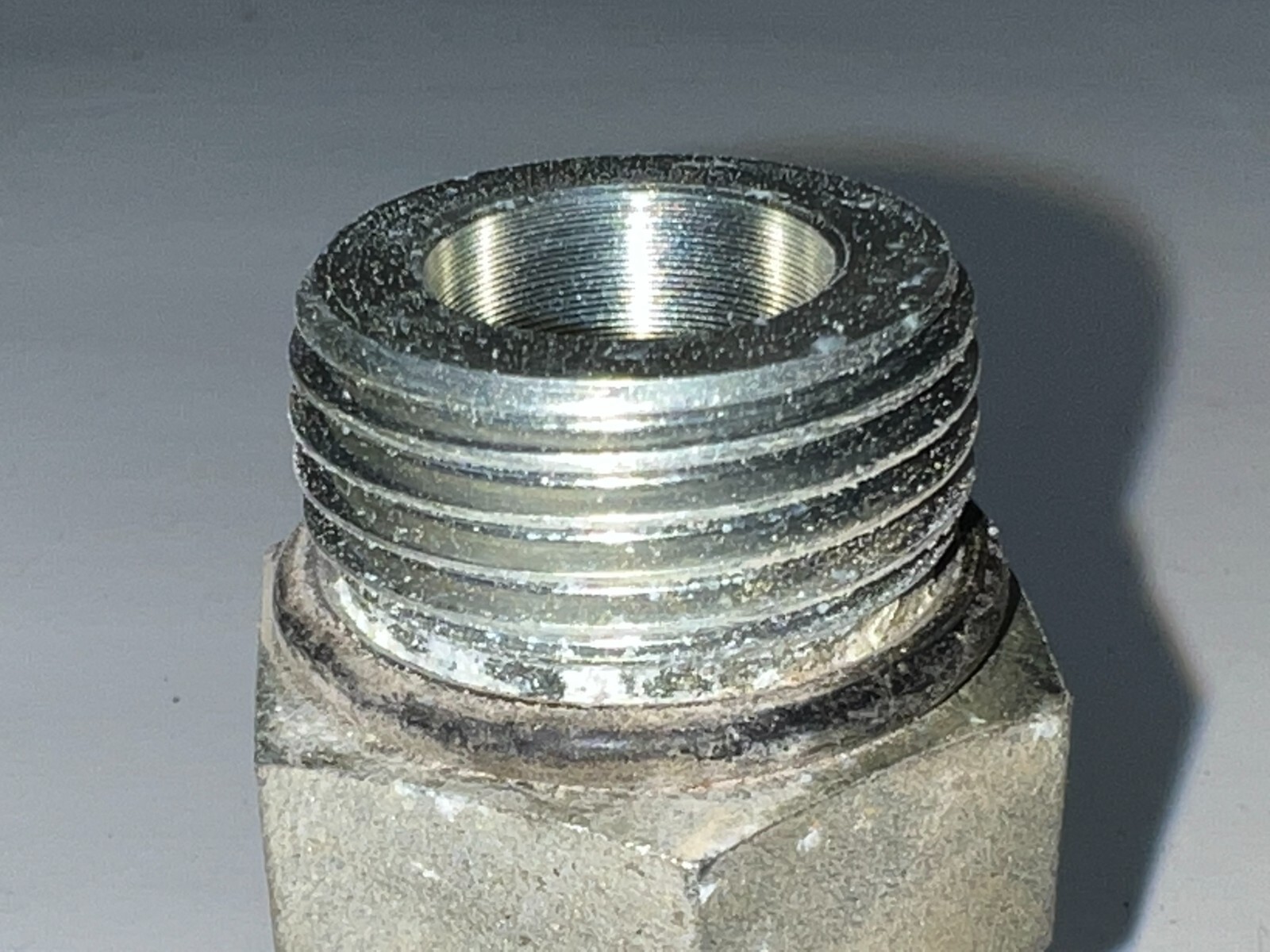 FUI STRAIGHT ADAPTER FITTING 1/2″ 37° JIC X 1-1/16″ MALE SAE LOT OF 4*