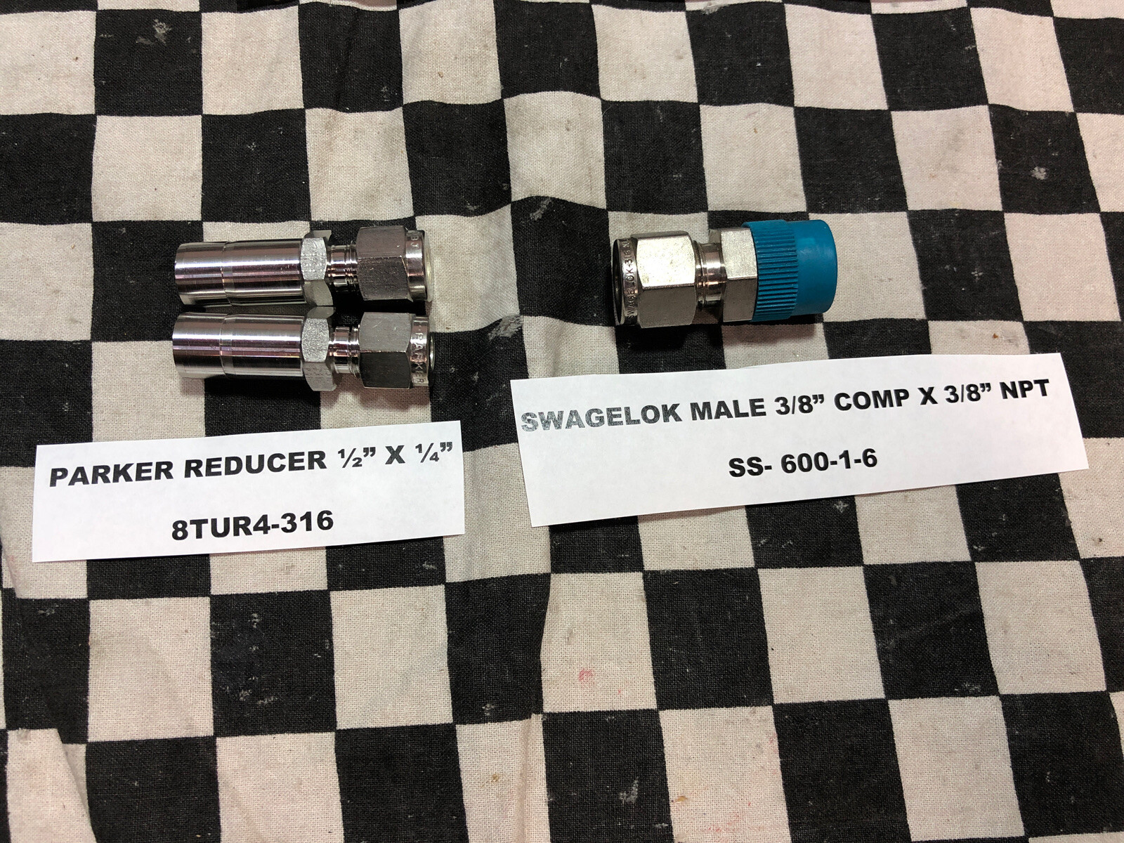 PARKER/SWAGELOK TEE 4ET4-316, 6ET6-316, 8TUR4-316, SS- 810-3, SS- 600-1-6#1543P8
