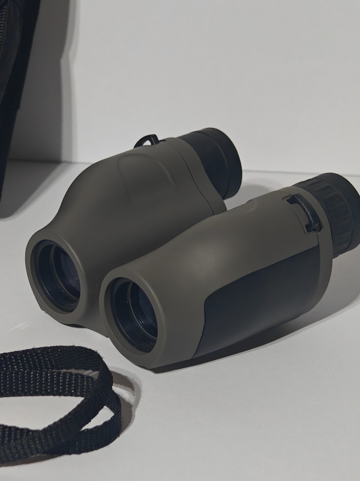 Carson Compact Binocular, 10 X 25mm Magnification, , 342 Ft