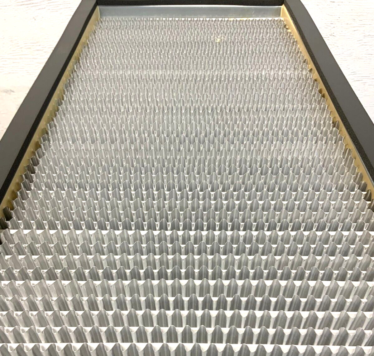 AirGuard Clarcor MicroGuard 99 H1123B33-0AG130000 Air Filter 99.97% 500CFM 201C