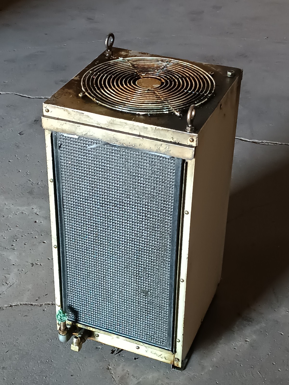 Unknown Model Industrial Recirculating Water Chiller w Analog Thermostat
