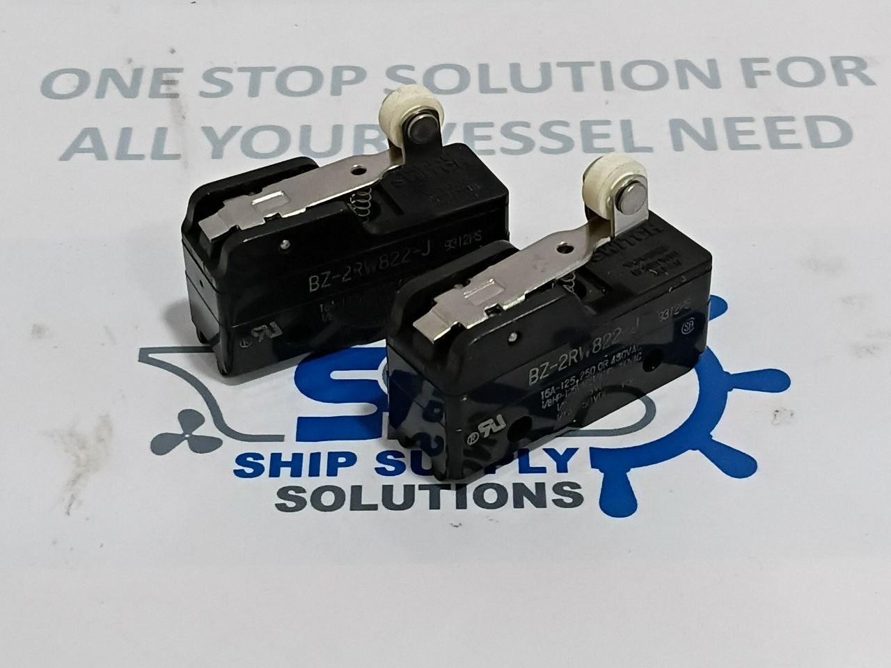 Yamatake Honeywell BZ-2RW822-J Micro Switch 15A-125 250 or 480VAC 9312PS