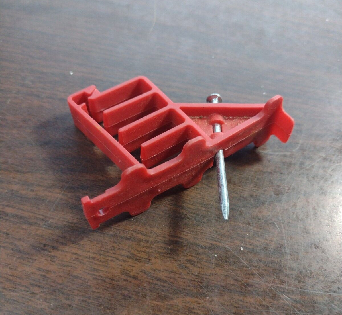 GARDNER BENDER MCS-20W MULTI-CABLE STAPLE NM/COAX/DATA NEW LOT OF 100 EACH