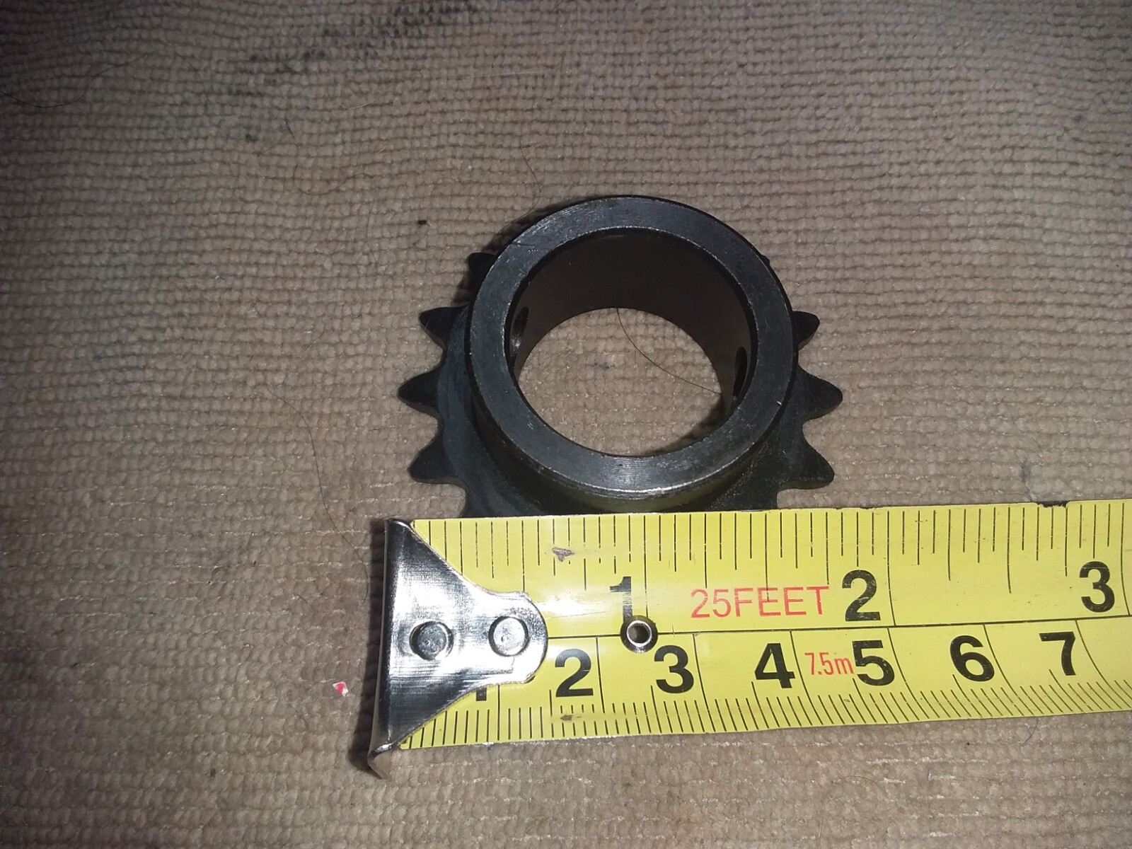 H35B16-1″ 1 Inch Shaft Round Bore Sprocket # 35 Roller Chain 16 Tooth
