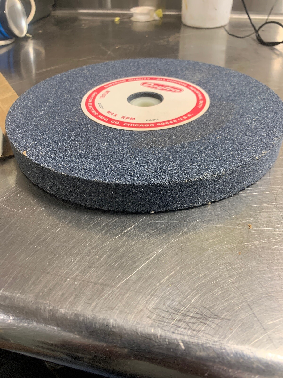 DAYTON 5X601 VITRIFIED GRINDING WHEEL 10 IN. X 1 IN. X 1 1/4IN. *NEW*