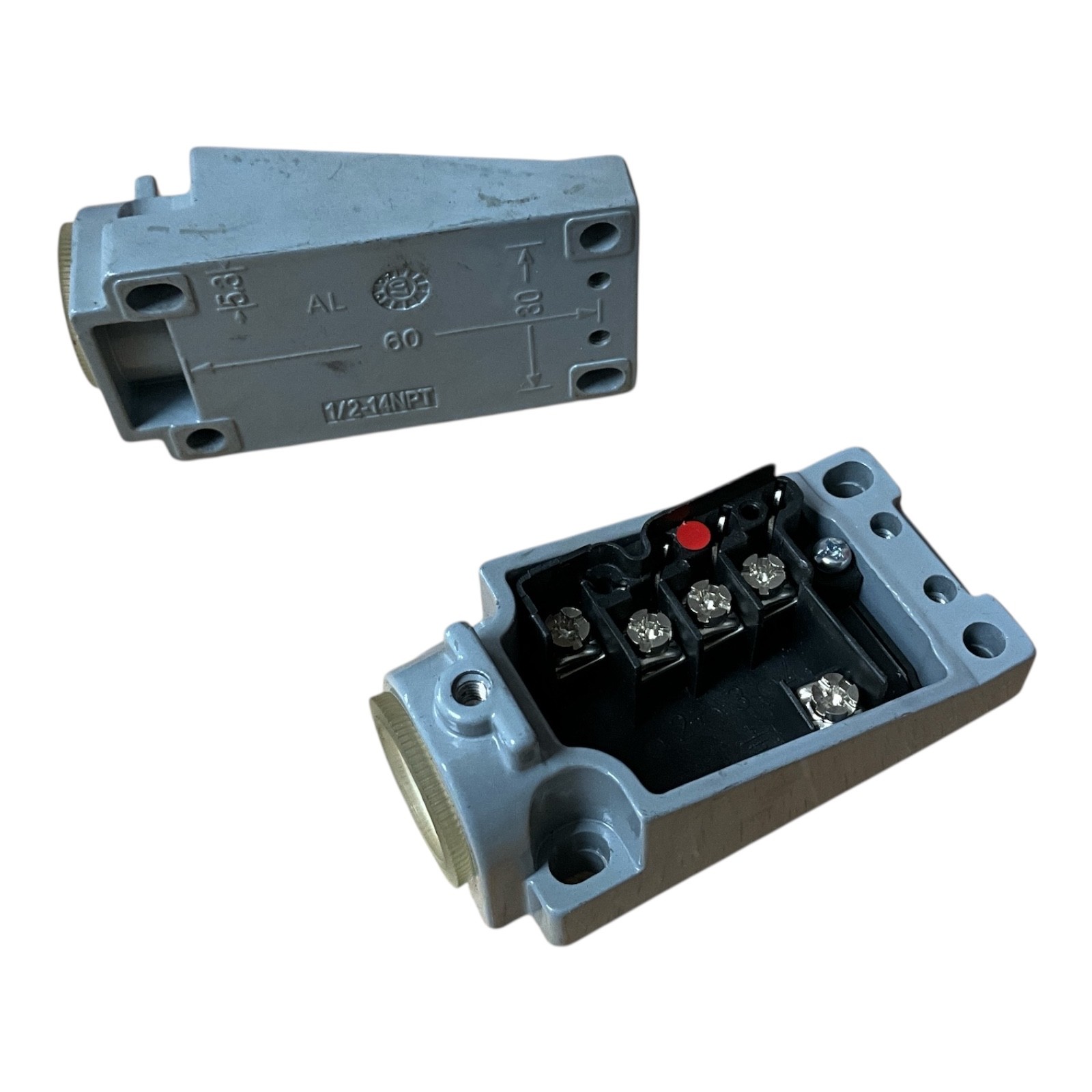NEW SET OF 2 PEPPERL & FUCHS 4-3070 WITH RECEPTACLE BODIES