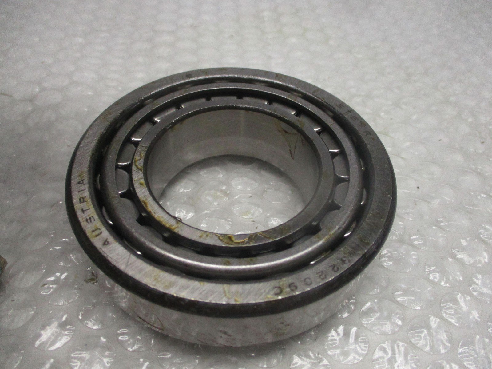 STEYR T09 32209C BEARING LOT OF 3 NSMP