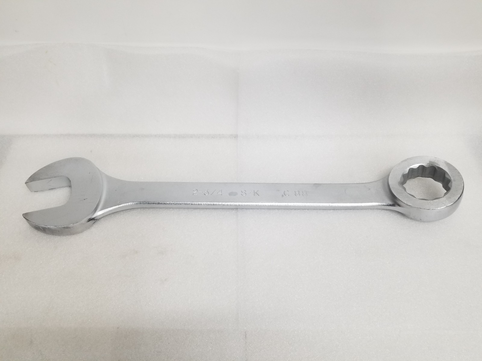 S-K Tools C88 Combination Wrench 2-3/4″ SurGrip 12-Pt 31-1/2″ Long Made in USA
