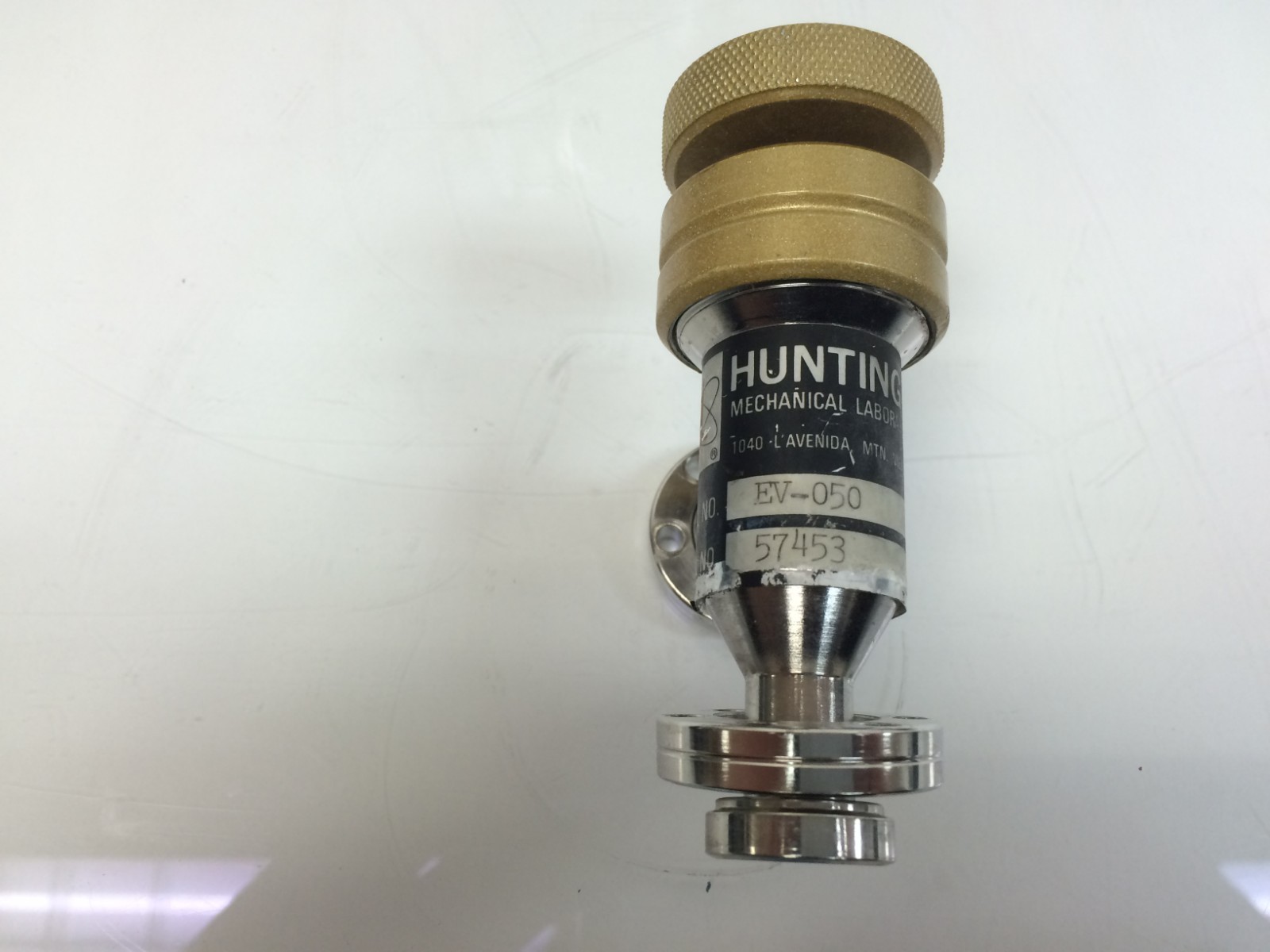 HUNTINGTON ANGLE MANUAL VACUUM VALVE, EV-050