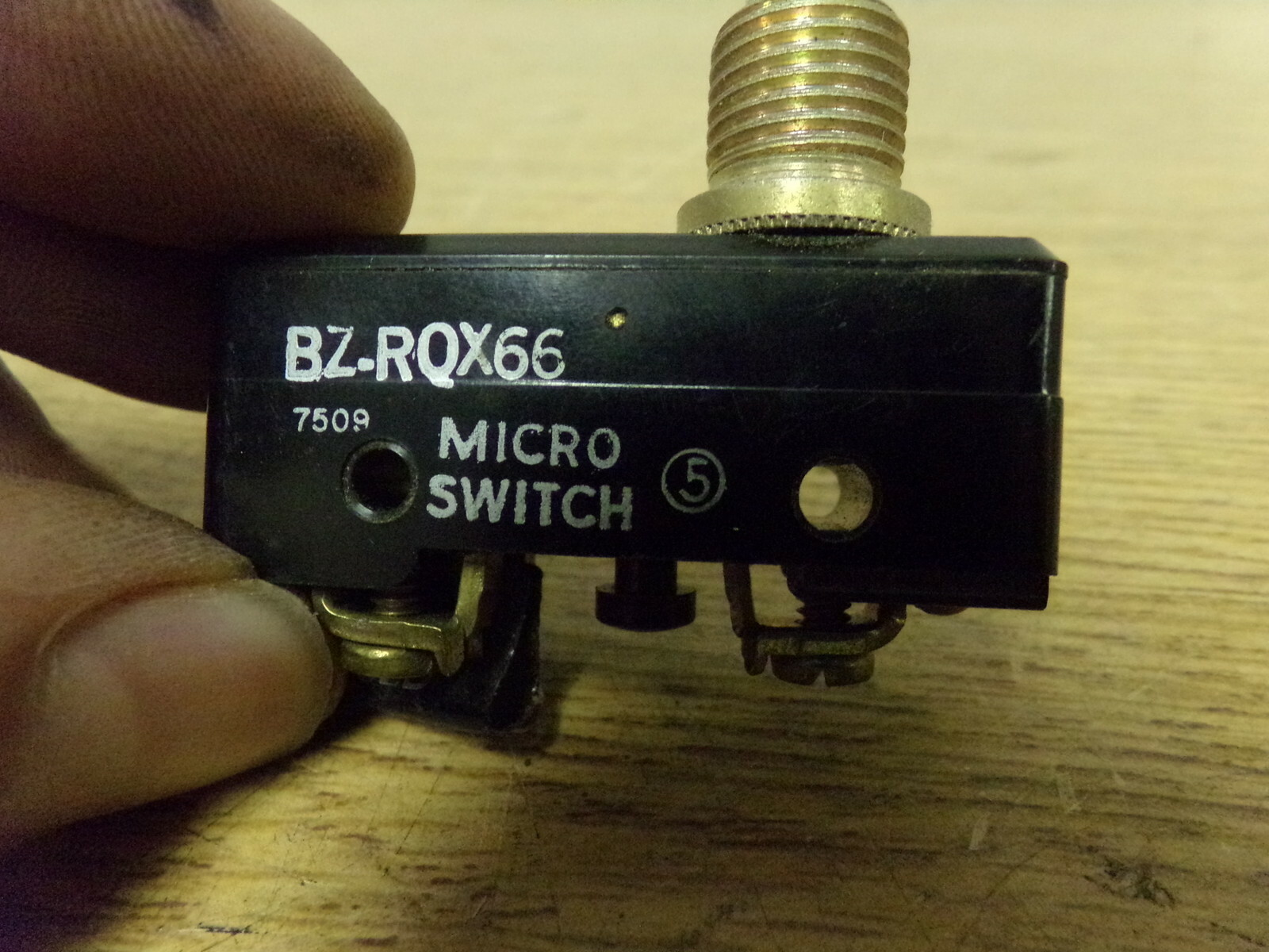 NEW Micro Switch BZ-RQX66 7509 Honeywell Limit Switch *FREE SHIPPING*