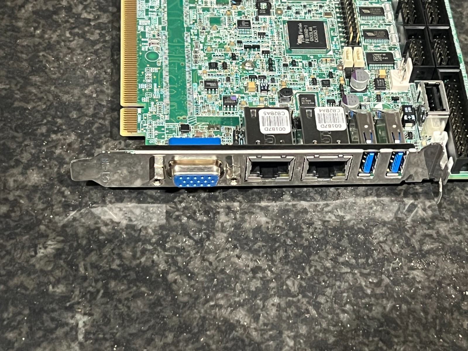 IEI PCIE-Q170-R10 Intel i5-7500 DDR4 4GB TESTED Industrial PC IPC Fast Shipping