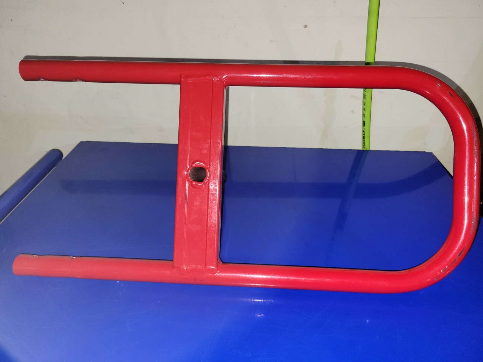 Red Aluminum Harper Hand Truck PD Handle B & P Manufacturing Single Pin 60″ Tall