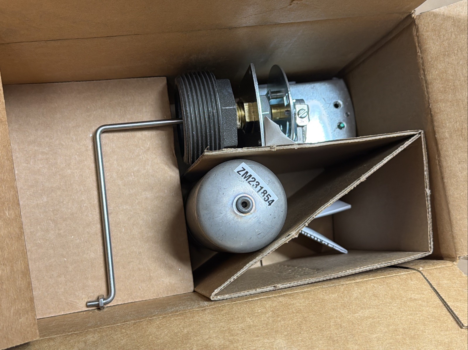 NEW Telemecanique 9037HG37 Closed Tank Float Switch FAST SAME DAY SHIPPING