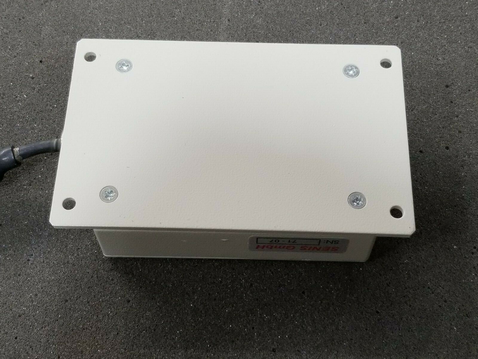 SENIS GmbH 3-Axis Magnetic Field Transducer Type: C-H3A_E3D-1%-2T