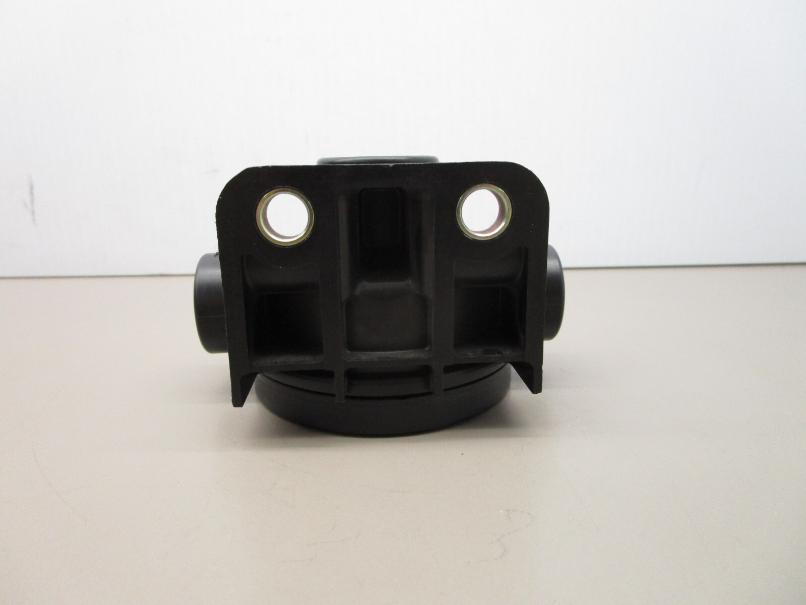 Bendix 5000686 QRN-2 Quick Release Valve