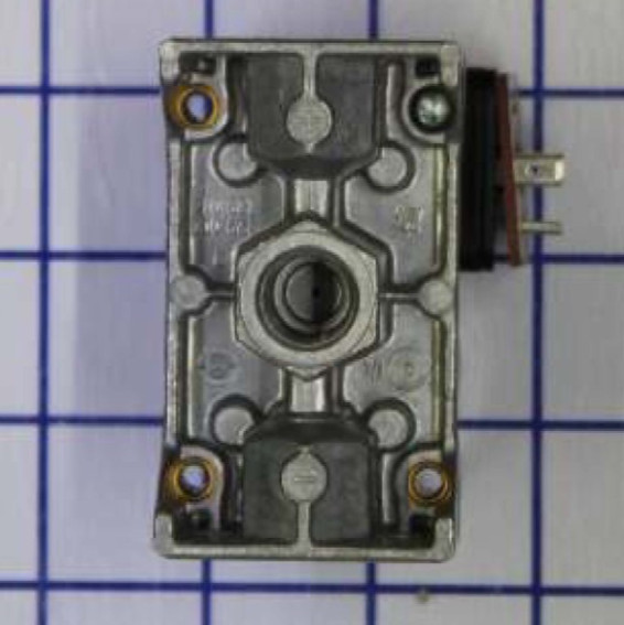 Dungs 266993 GW 50 A6 Gas Pressure Switch 5-50 mbar Auto Reset Pipe Mount