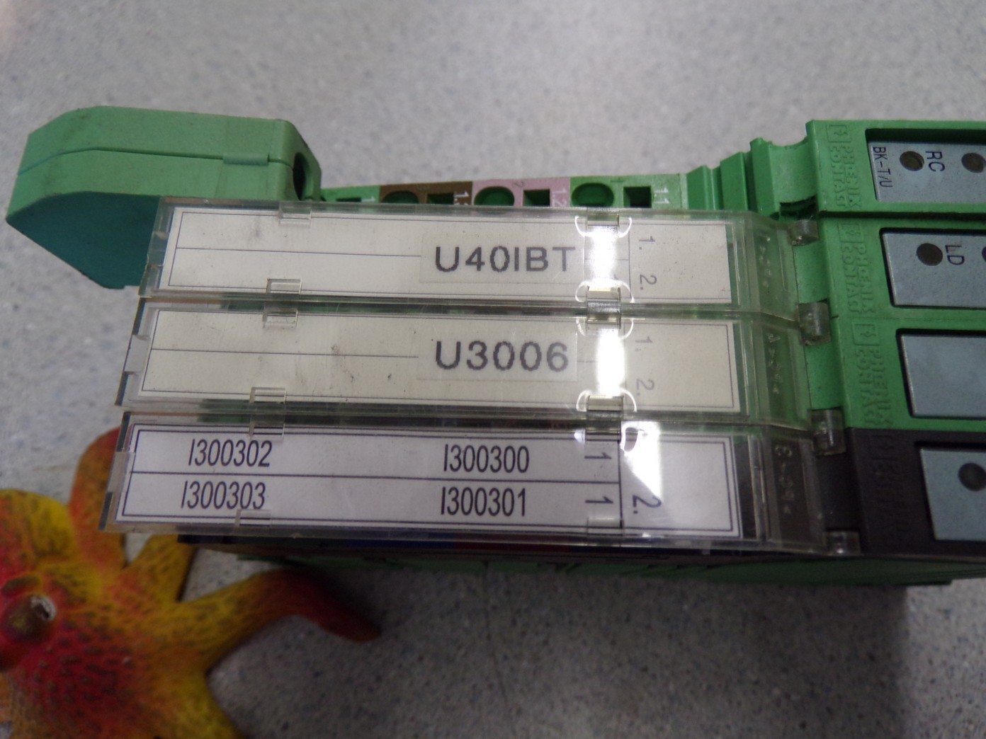 Phoenix Contact Interbus IBS IL 24 BK-T/U 2742094 *FREE SHIPPING*
