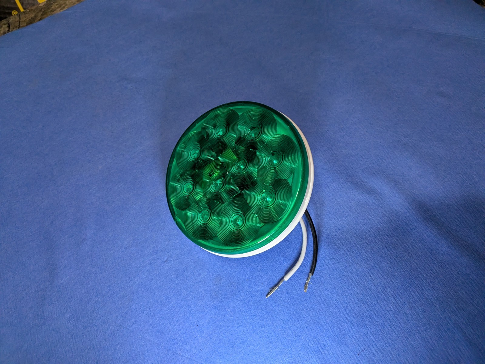 Tri Lite Mars LED Stop & Go Green Light, 4″ X 4″, LED (A16115G), Used.
