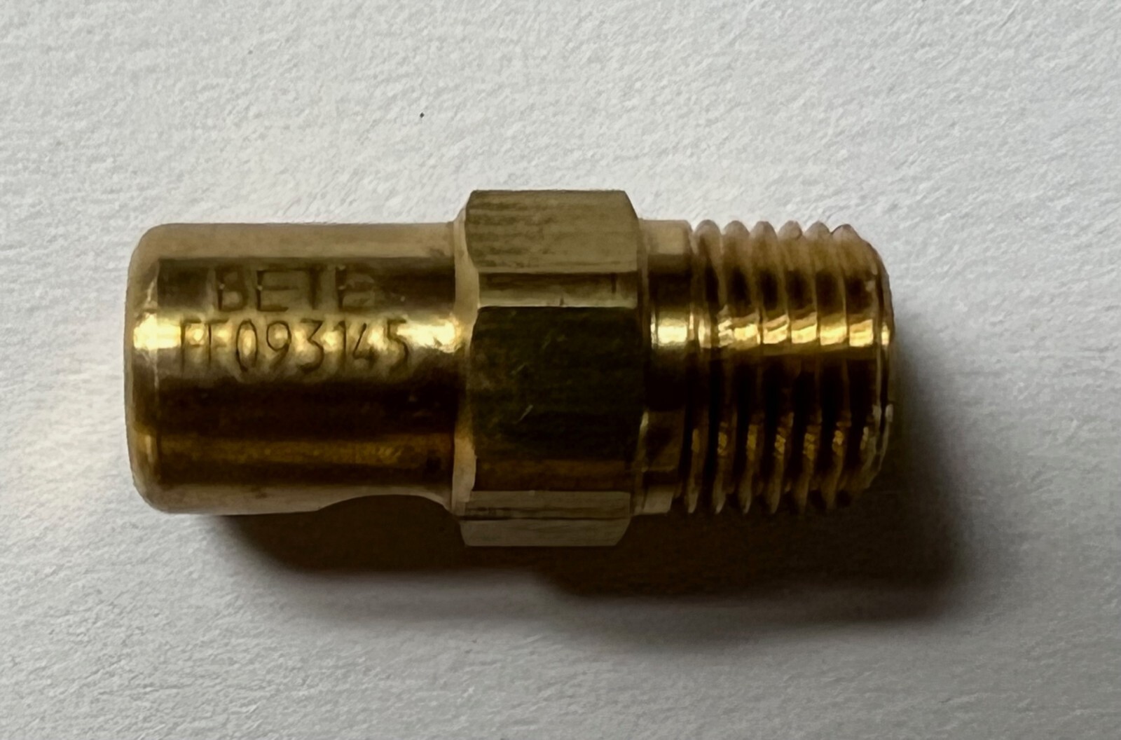 Bete Fog Nozzle Brass 1/8″ Pipe 145° Spray Angle Male p/n 13562 Extra Wide Fan