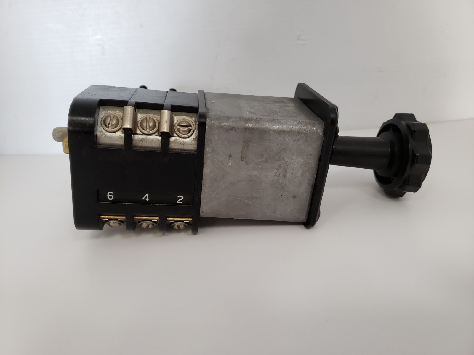 GENERAL ELECTRIC 10AA009 SBM ROTARY AMMETER SWITCH 3 STAGE
