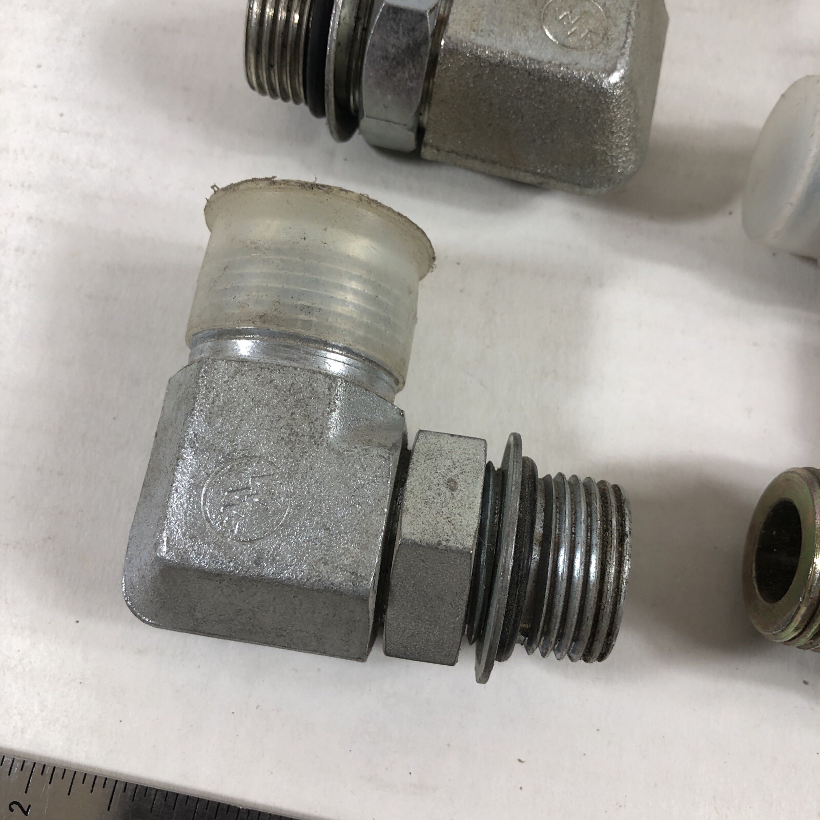 Lot of 5 – 2062-12-16S Hose Adapters 3/4″ ORB 1″ JIC (5030)