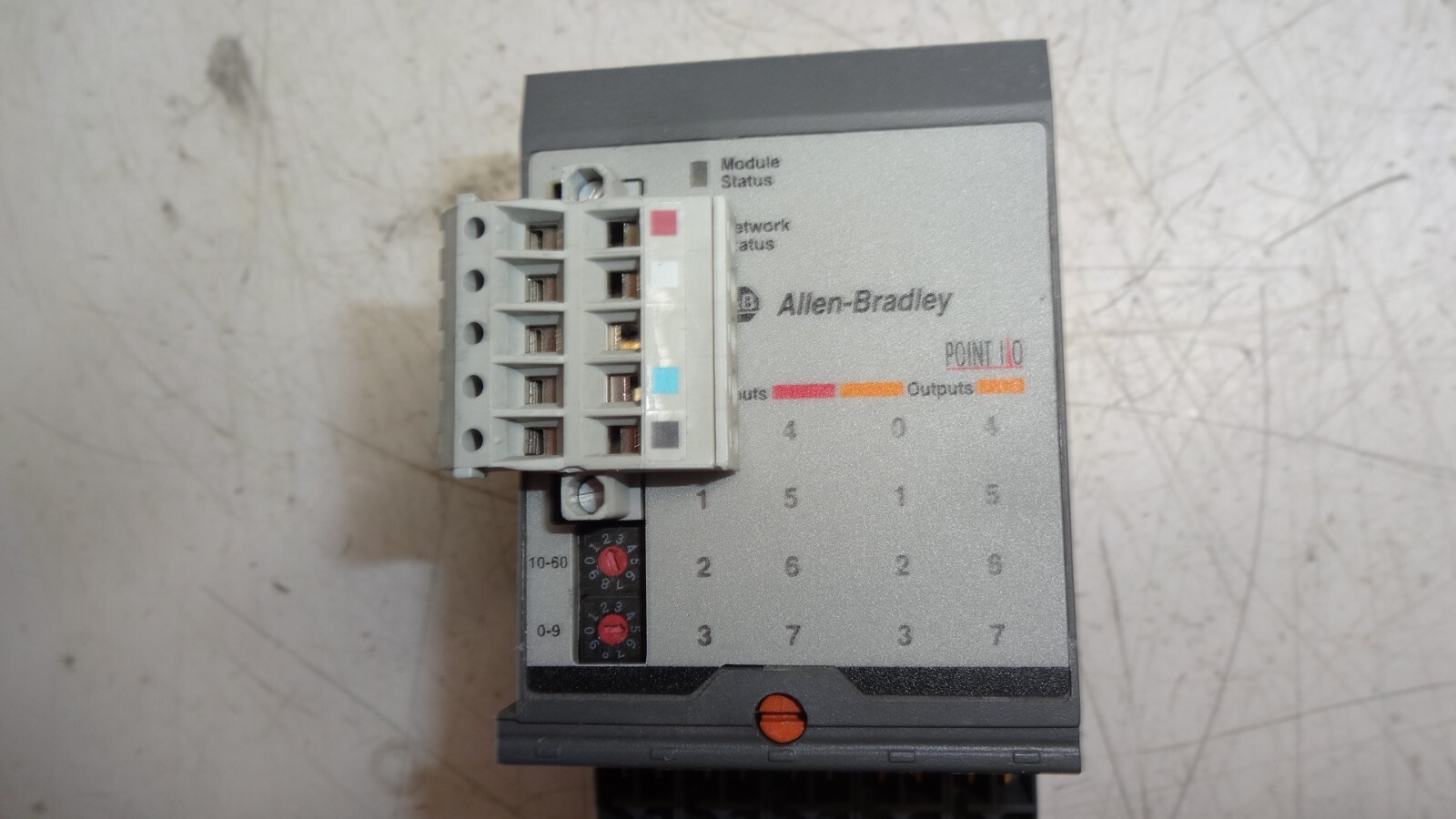Allen-Bradley 1734D-IA8XOA8S Point I/O Devicenet 1734DIA8XOA8S 95722901