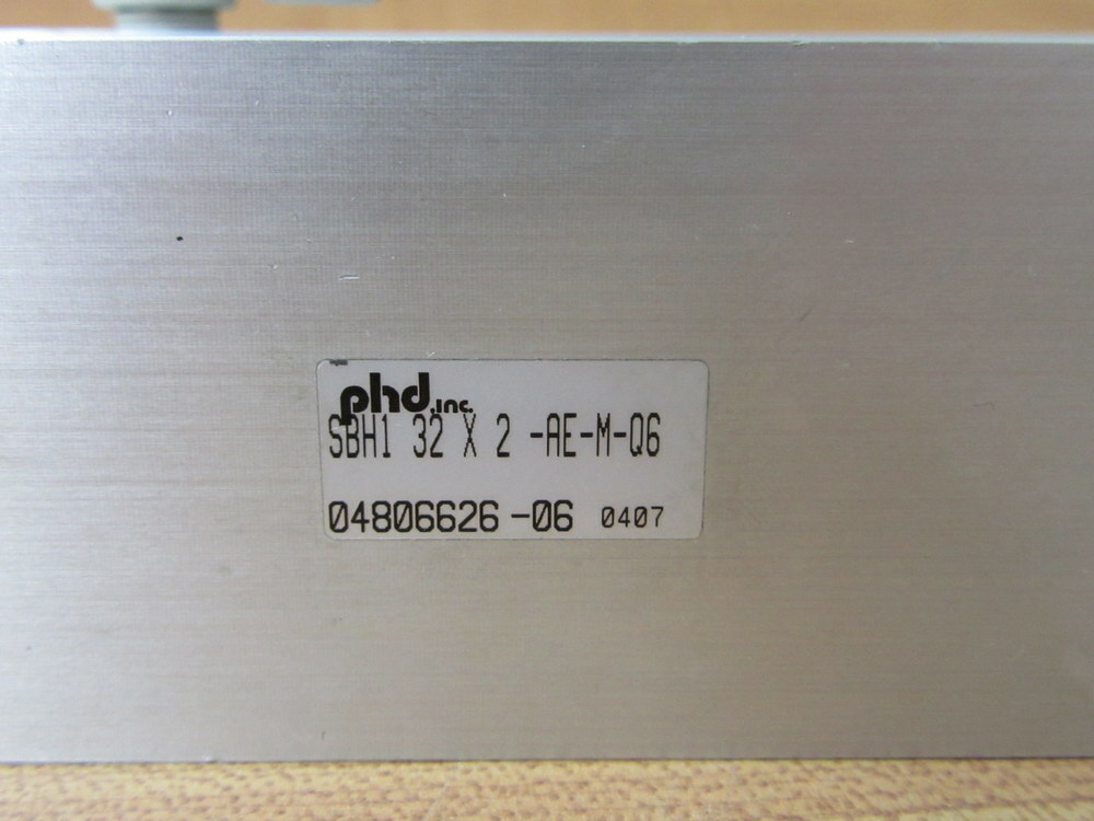 PHD SBH1 32 X 2-AE-M-Q6 Pneumatic Slide 04806626-06