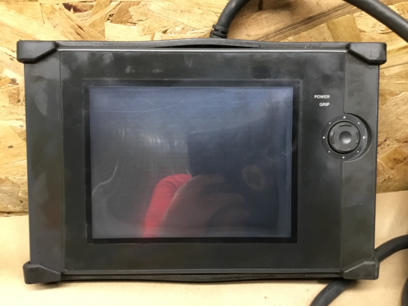 KEYENCE VT-7SR TOUCH SCREEN CONTROLLER #02D13PR5*AD