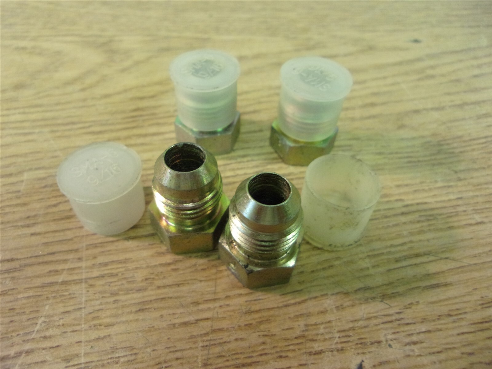NEW Brass Flare Plug 9/16″ SMA-6, Lot of 4 *FREE SHIPPING*