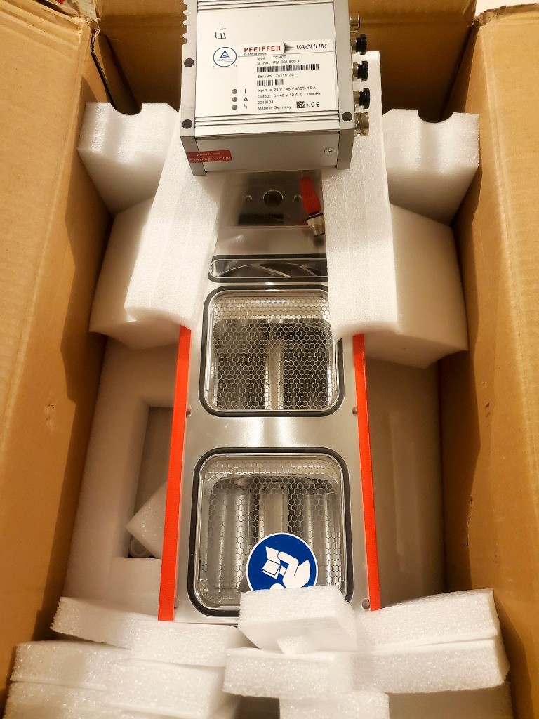 Pfeiffer SplitFlow 310 Turbo Pump Excellent !!!