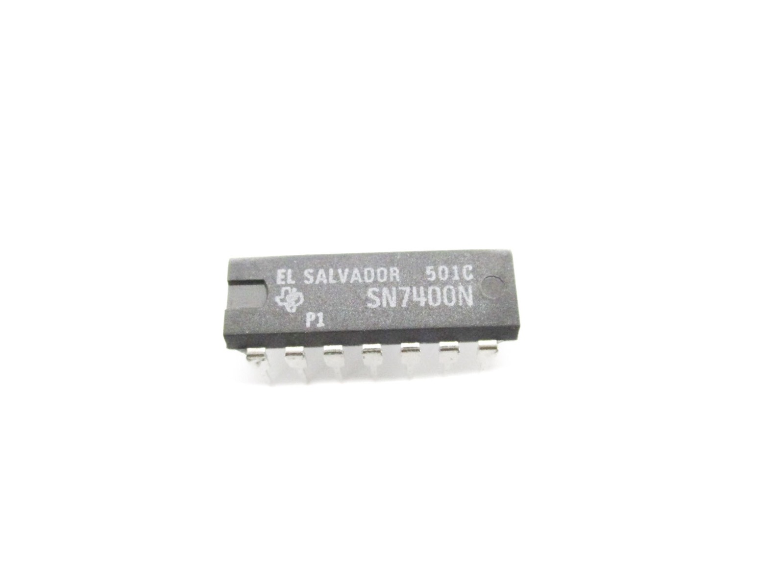 EL SALVADOR SN7400N NSNP