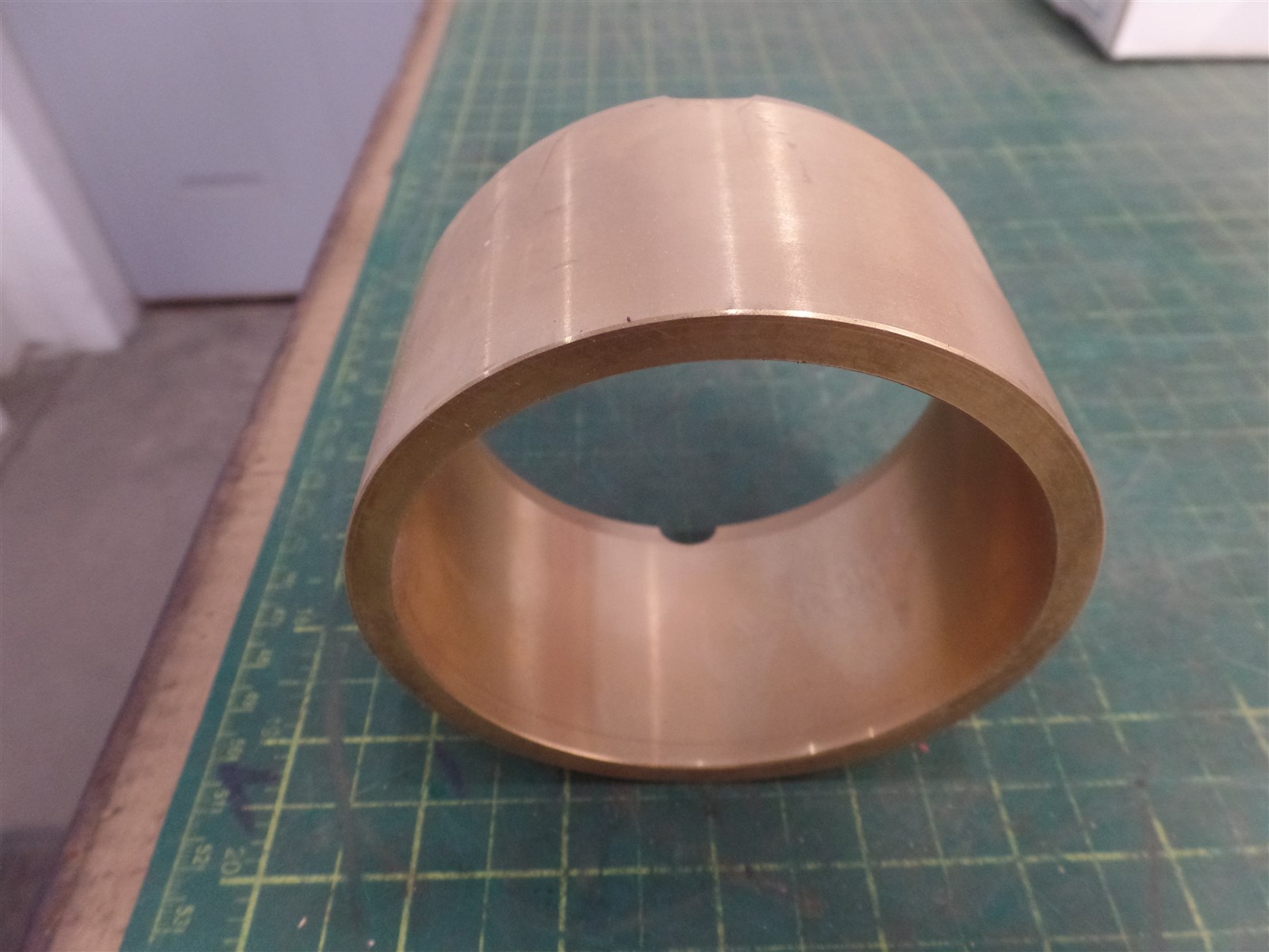 GENUINE TROJAN O&K 10208569800 LARGE BUSHING ASSEMBLY, TEREX, 10-208569800 N.O.S