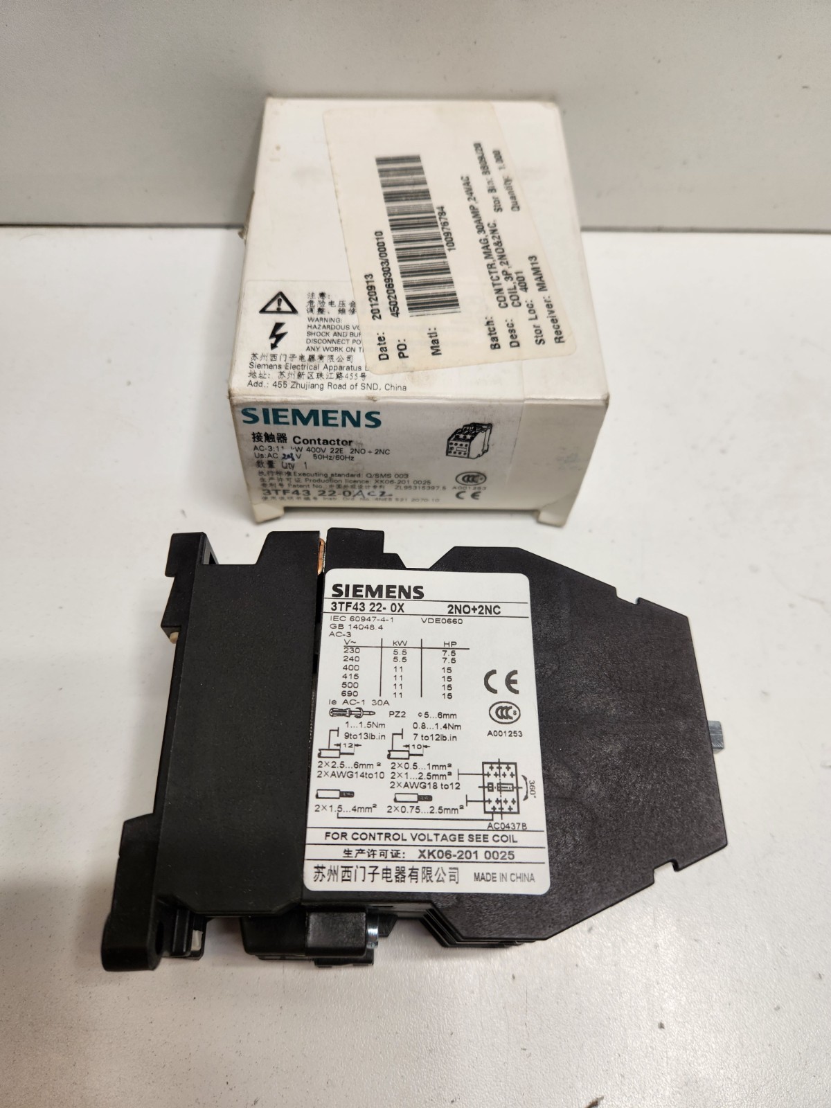 NEW IN BOX! SIEMENS 2NO/2NC 24V COIL CONTACTOR 3TF4322-0AC2