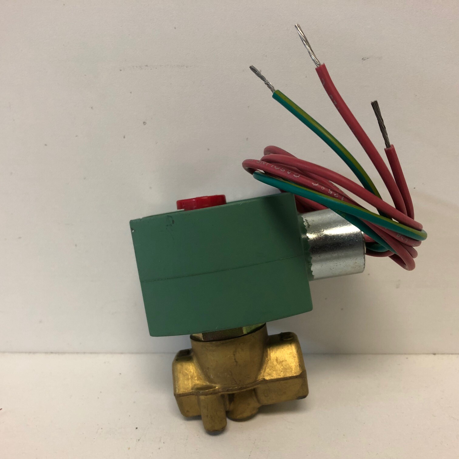 NEW OLD STOCK! ASCO SOLENOID VALVE 8263G206V 2-WAY 3/8″NPT
