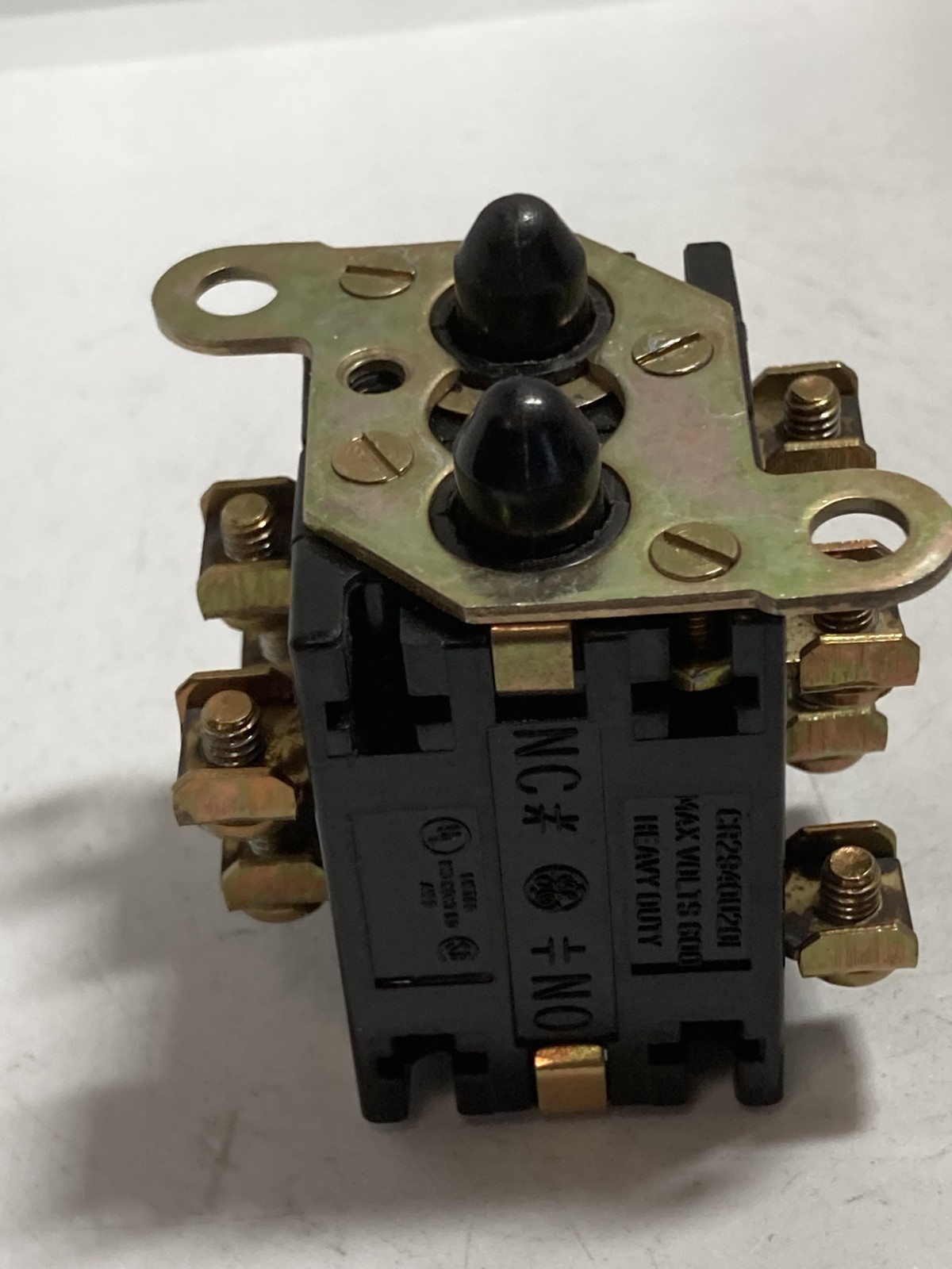 GE CR294OU201A CONTACT BLOCK DUAL 2NO/2NC HEAVY DUTY NNB