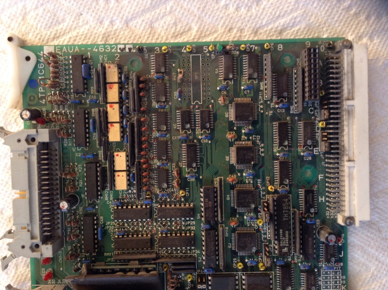 Disco 4TP-1C64401 Board EAUA-463201 4 Axis M CON FAPCB-0485