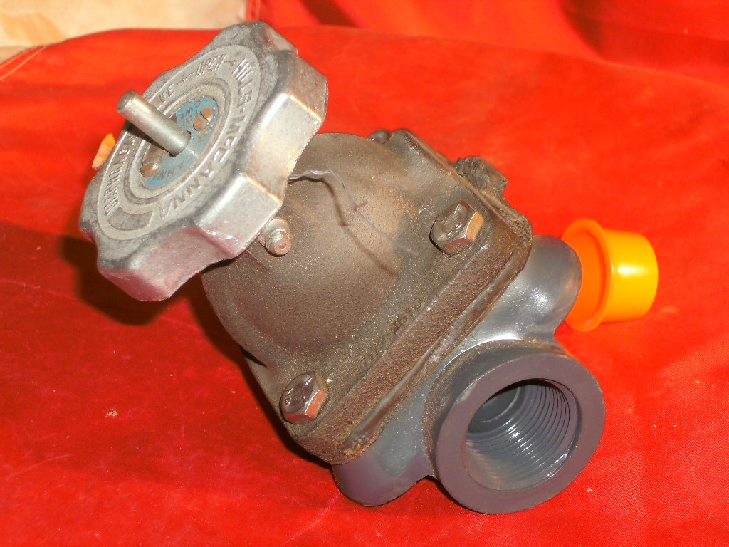 HILLS MCCANNA FIG. 6 INDICATING DIAPHRAGM VALVE 1″ NPT NEOPRENE/PVC BODY