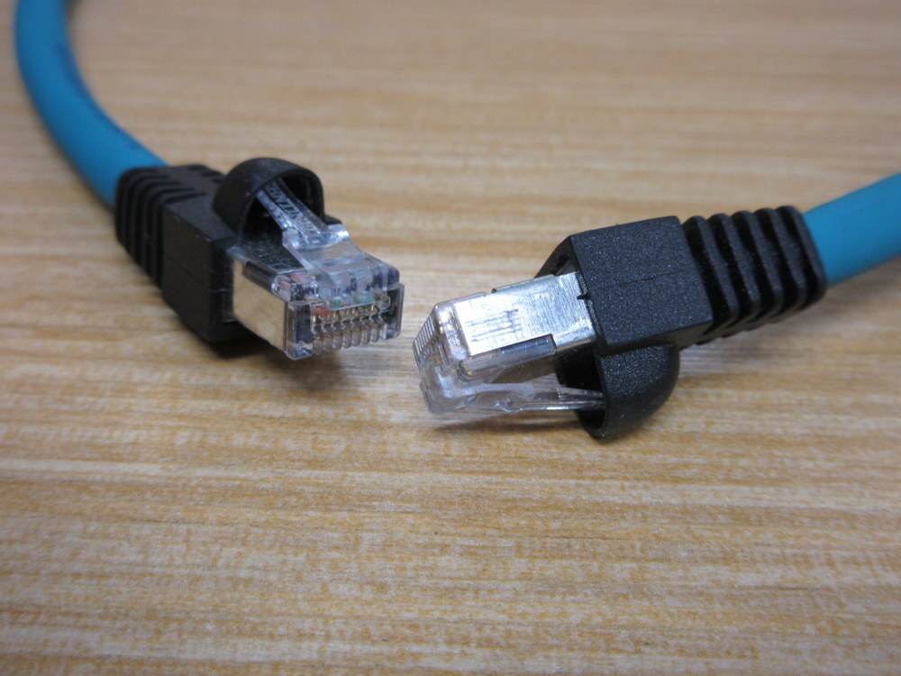 Belden 0985 YM57530 500/0.5M Lumberg Ethernet Cable 0985YM5753050005M