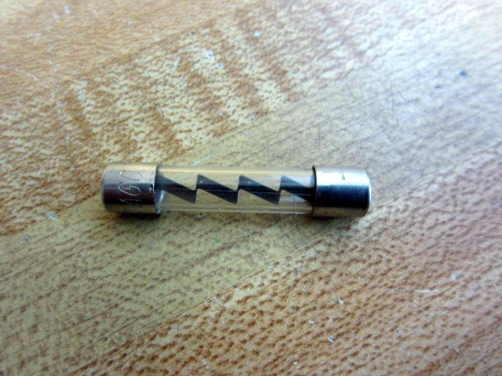 Buss AGC-7-1/2 Bussmann Fuse Cross Ref 6F018 Zig-Zag (Pack of 10)