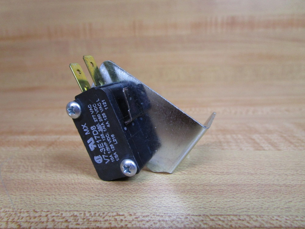 Micro Switch V7-3E17D8 Pin Plunger V73E17D8 W/Bracket (Pack of 4)