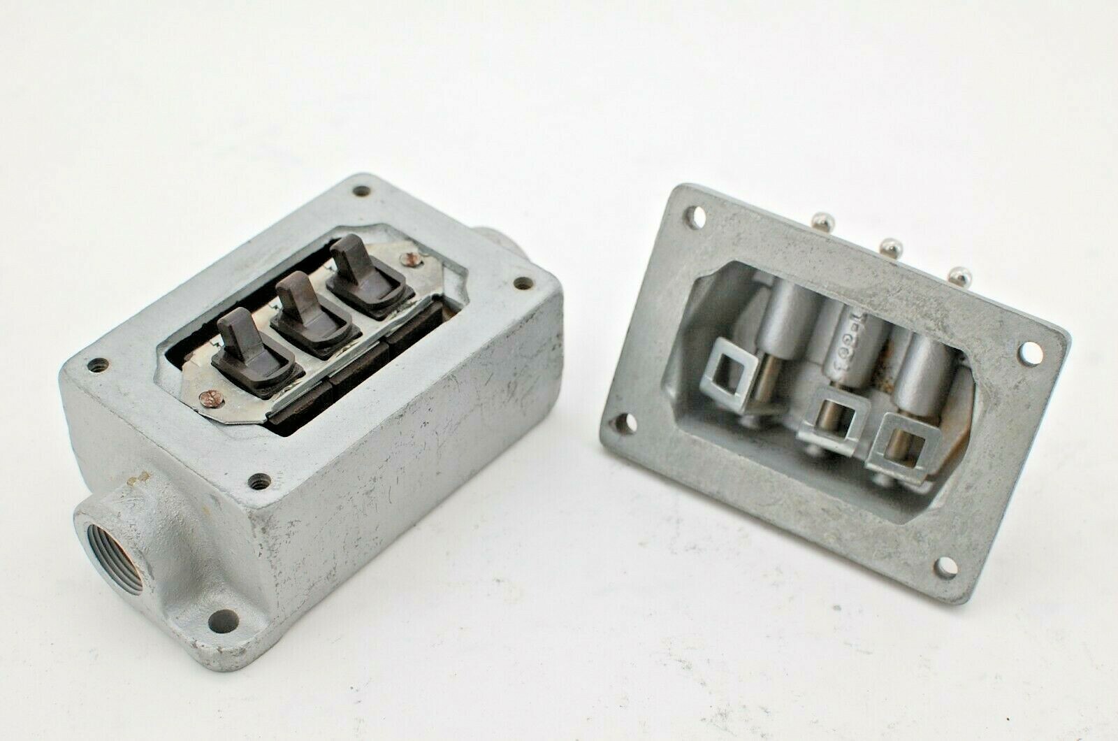 Crouse Hinds EFSC 2117NX Explosion Proof and Dust-Tight Condulet